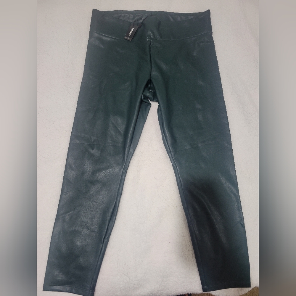 Lather Green Leggings